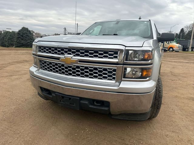 Image of Chevrolet 1500 equipment image 4