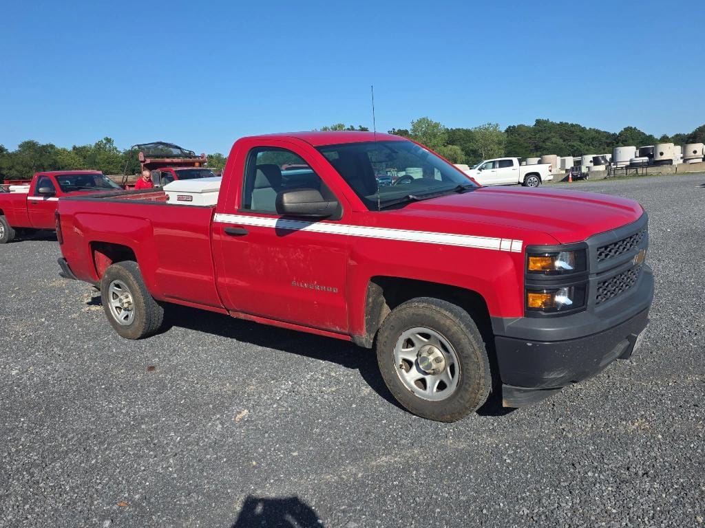 2014 Chevrolet 1500 Equipment Image0