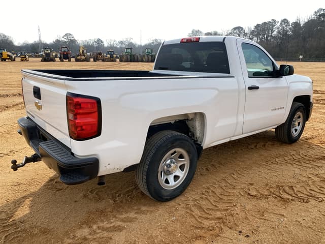 Image of Chevrolet 1500 equipment image 2