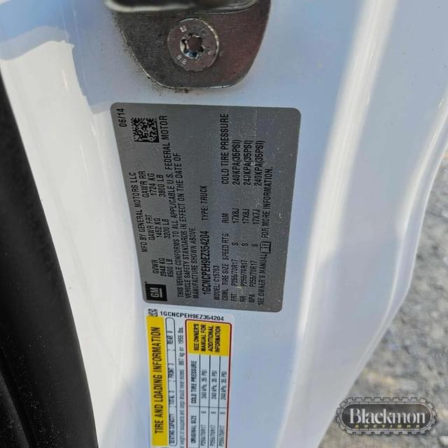 Image of Chevrolet 1500 equipment image 3