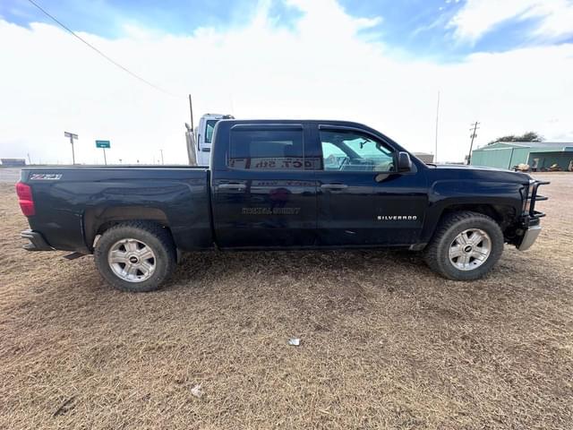 Image of Chevrolet Silverado equipment image 4