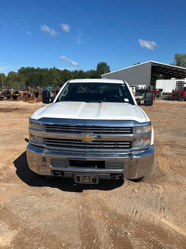 Image of Chevrolet 2500HD equipment image 4