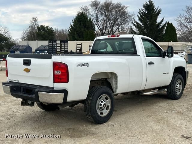 Image of Chevrolet 2500HD equipment image 4