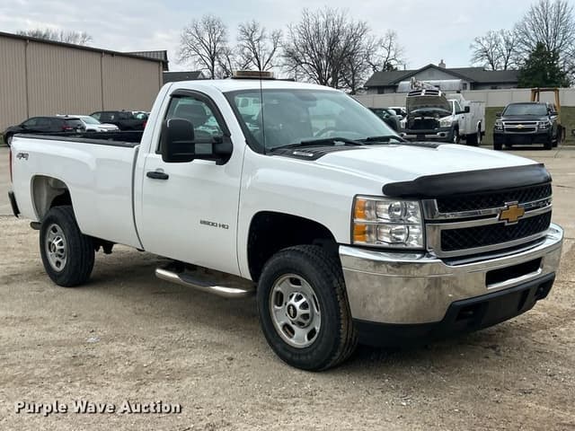 Image of Chevrolet 2500HD equipment image 2