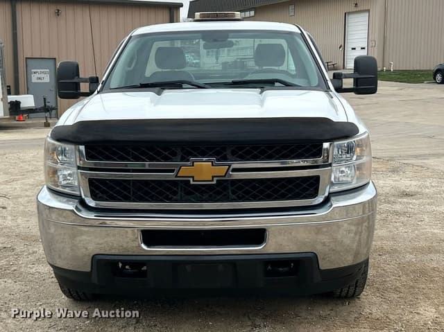 Image of Chevrolet 2500HD equipment image 1