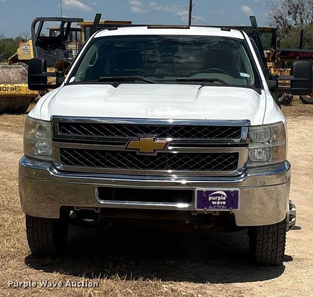 Image of Chevrolet 3500HD equipment image 1