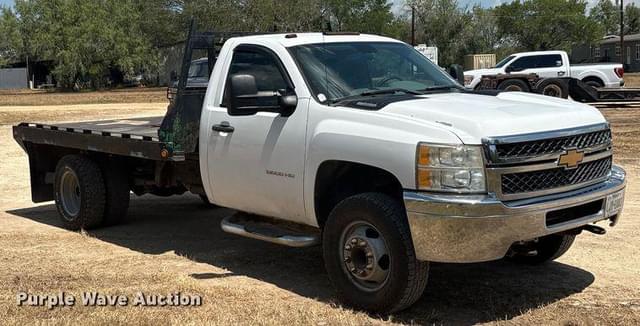 Image of Chevrolet 3500HD equipment image 2