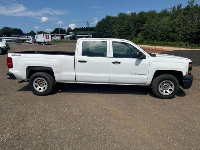 Image of Chevrolet Silverado equipment image 2