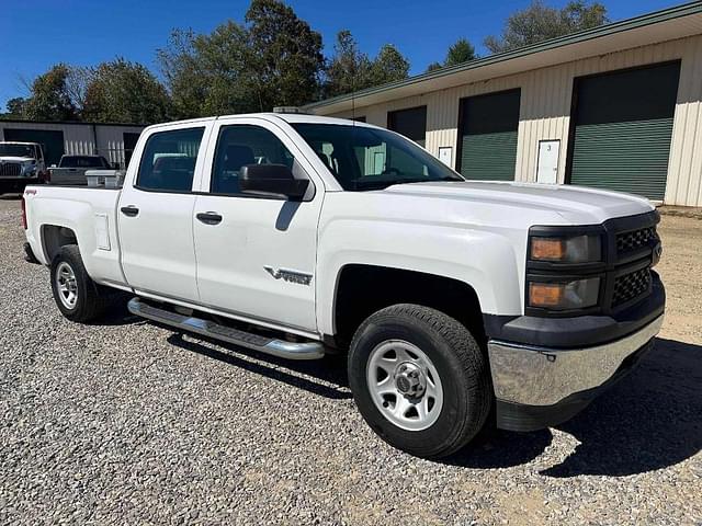 Image of Chevrolet Silverado equipment image 1