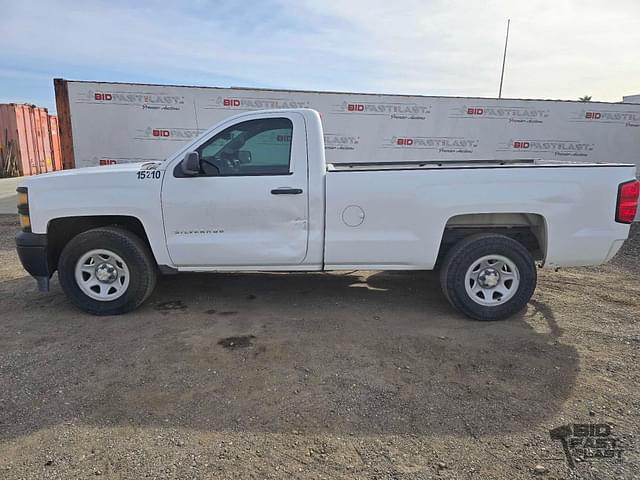 Image of Chevrolet Silverado equipment image 1