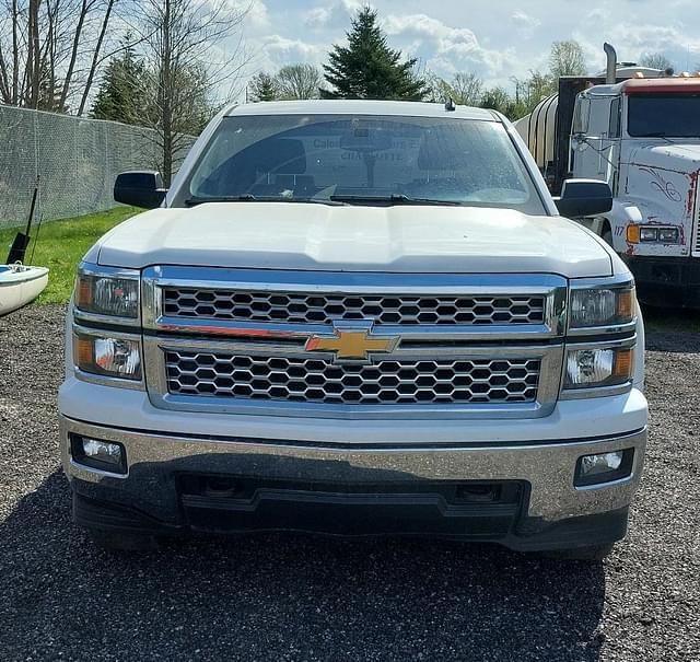 Image of Chevrolet Silverado equipment image 2
