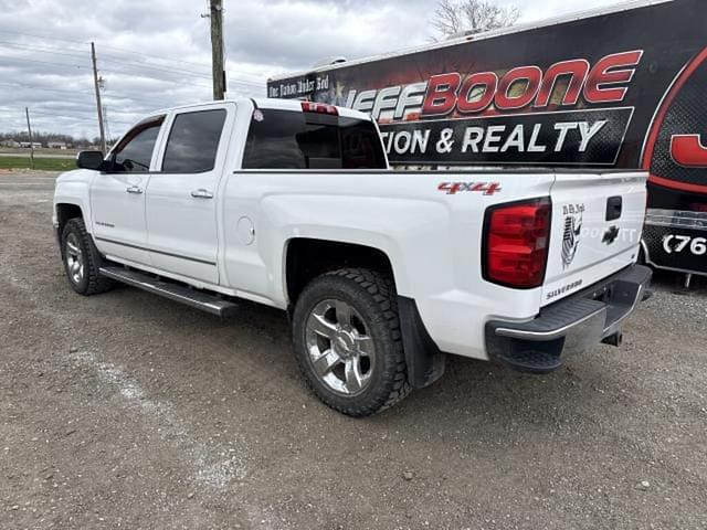 Image of Chevrolet Silverado equipment image 1