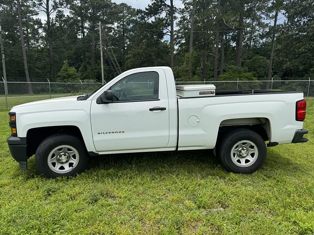 Image of Chevrolet Silverado equipment image 1