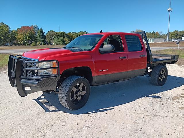 Image of Chevrolet 2500HD equipment image 1