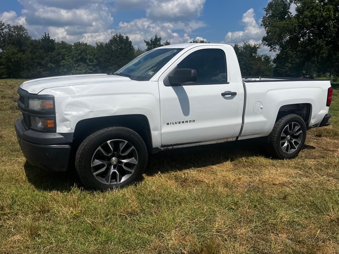 Image of Chevrolet Silverado Primary image