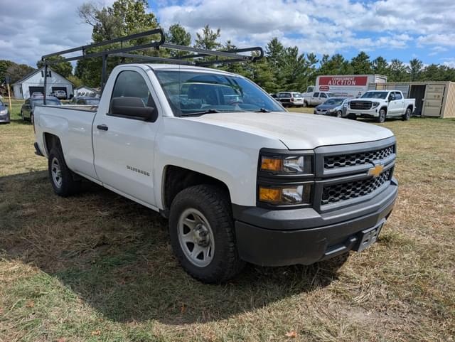 Image of Chevrolet Silverado equipment image 2