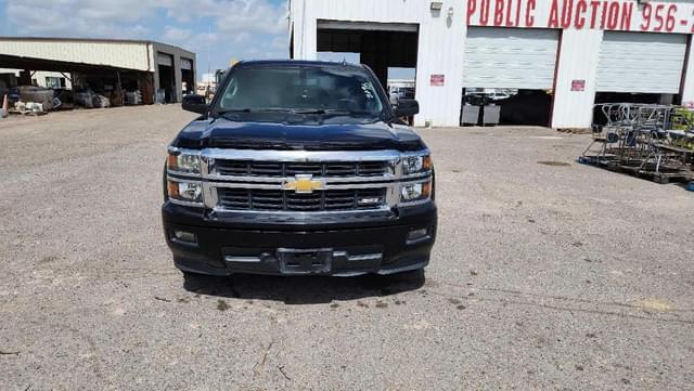 Image of Chevrolet Silverado equipment image 2