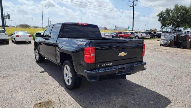 Image of Chevrolet Silverado equipment image 3