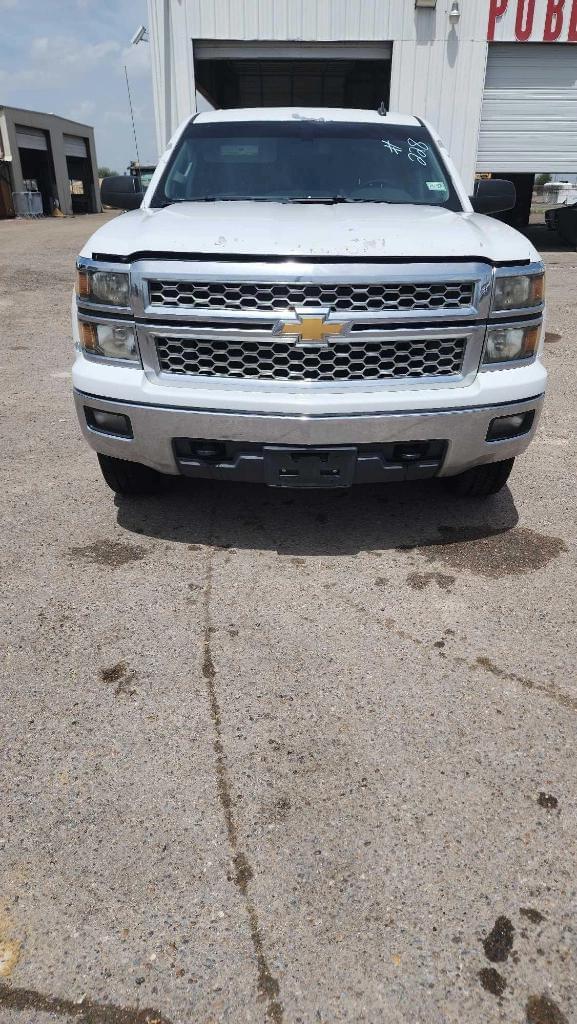 Image of Chevrolet Silverado equipment image 2