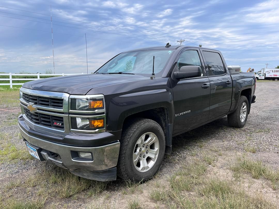 Image of Chevrolet Silverado Primary image