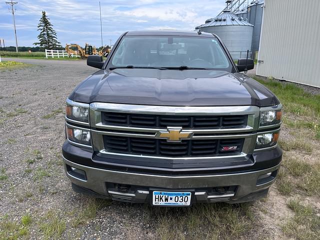 Image of Chevrolet Silverado equipment image 3