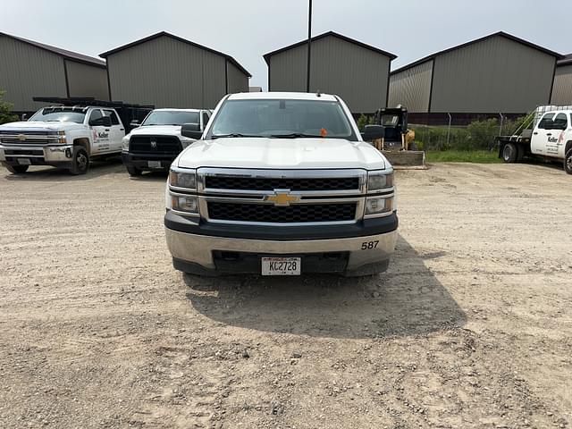 Image of Chevrolet 1500 equipment image 2