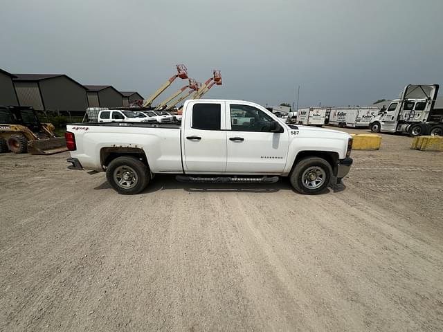 Image of Chevrolet 1500 equipment image 1