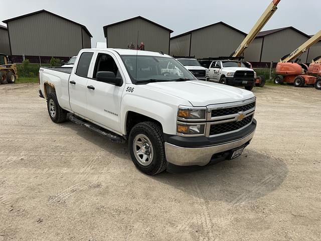 Image of Chevrolet 1500 equipment image 3