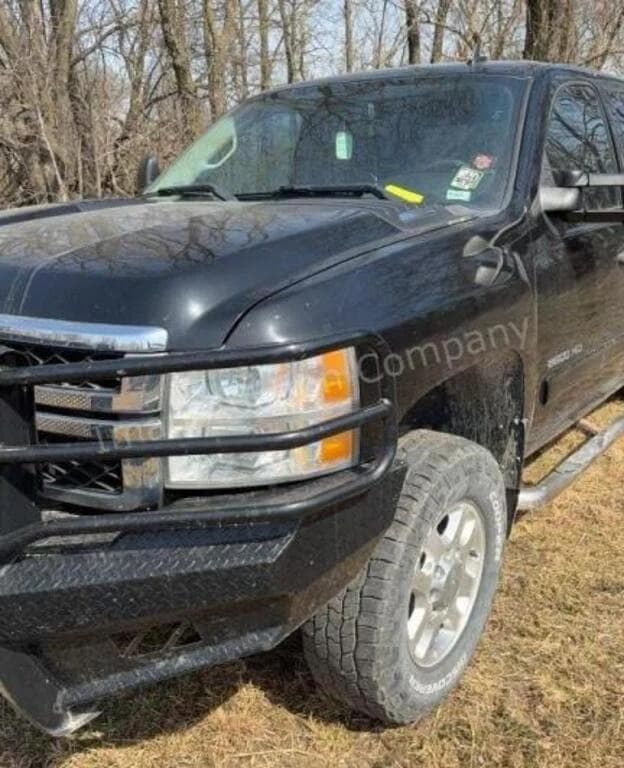 Image of Chevrolet 2500 equipment image 3