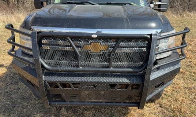 Image of Chevrolet 2500 equipment image 2