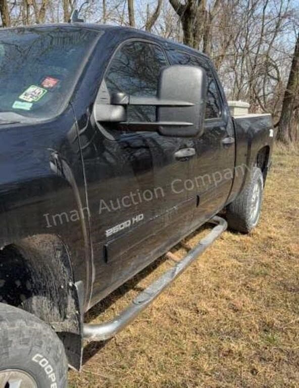 Image of Chevrolet 2500 equipment image 4