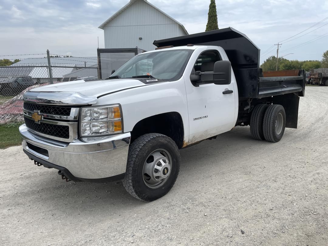 Image of Chevrolet 3500HD Primary image