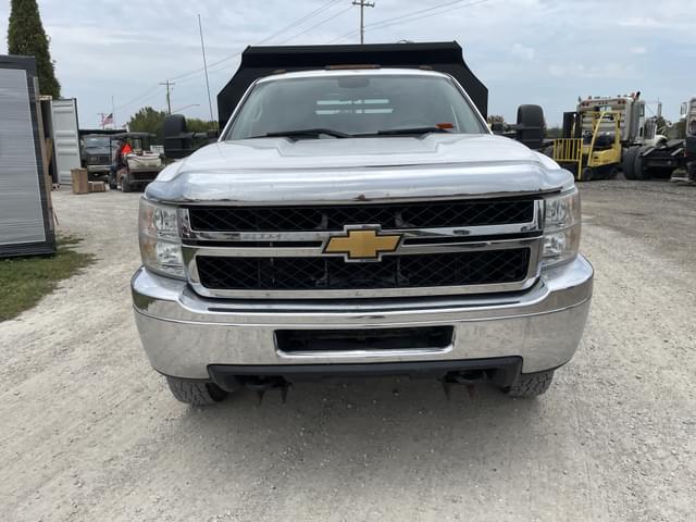 Image of Chevrolet 3500HD equipment image 1