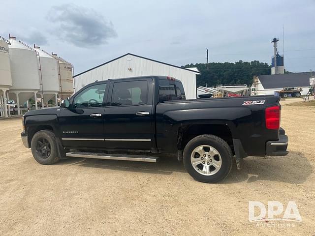 Image of Chevrolet Silverado equipment image 4