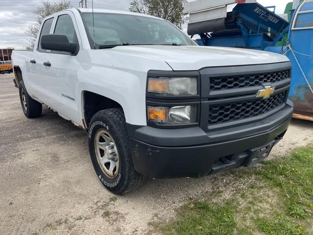 Image of Chevrolet Silverado equipment image 2