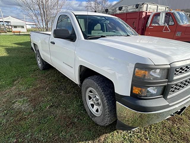 Image of Chevrolet Silverado equipment image 2