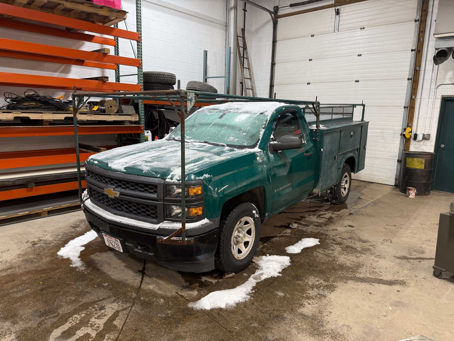 2014 Chevrolet Silverado Equipment Image0