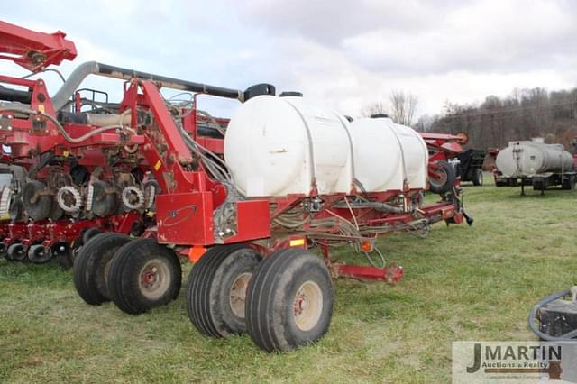 Image of Case IH 1245 equipment image 2