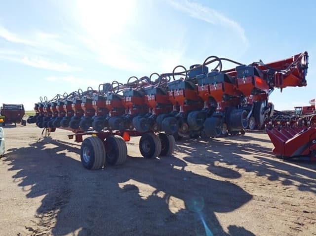 Image of Case IH 1245 equipment image 3