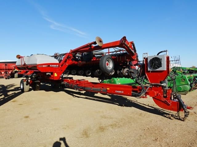 Image of Case IH 1245 equipment image 1
