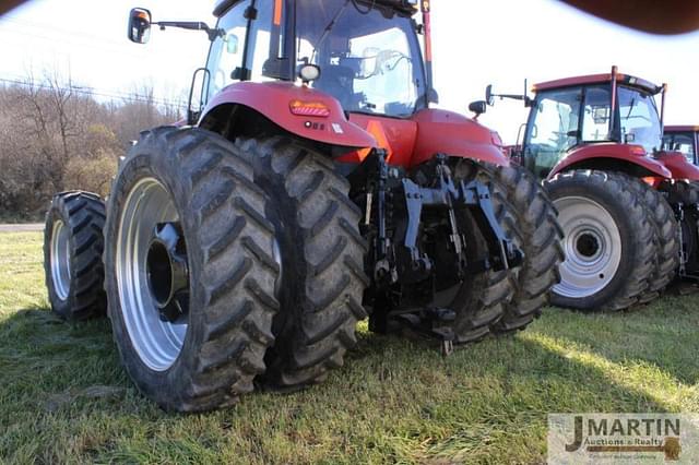 Image of Case IH Magnum 340 equipment image 3