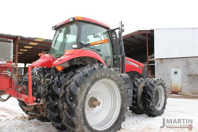 Image of Case IH Magnum 260 equipment image 2