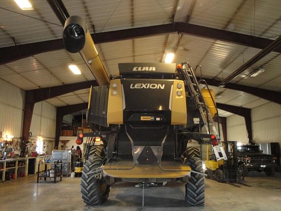 Image of CLAAS LEXION 750 equipment image 3