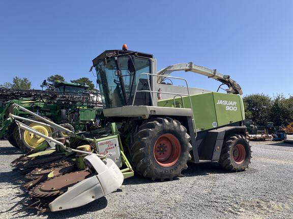 Image of CLAAS Jaguar 900 equipment image 4