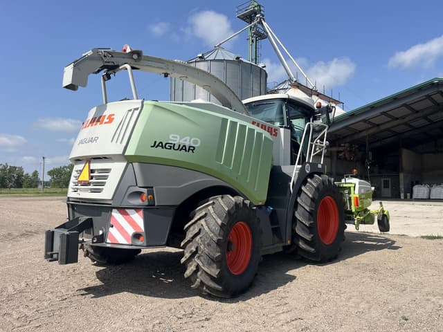 Image of CLAAS Jaguar 940 equipment image 2