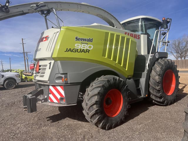 Image of CLAAS Jaguar 980 equipment image 2