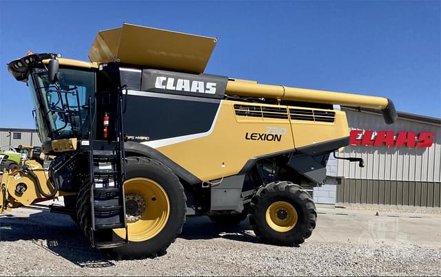 Image of CLAAS Lexion 730 equipment image 1