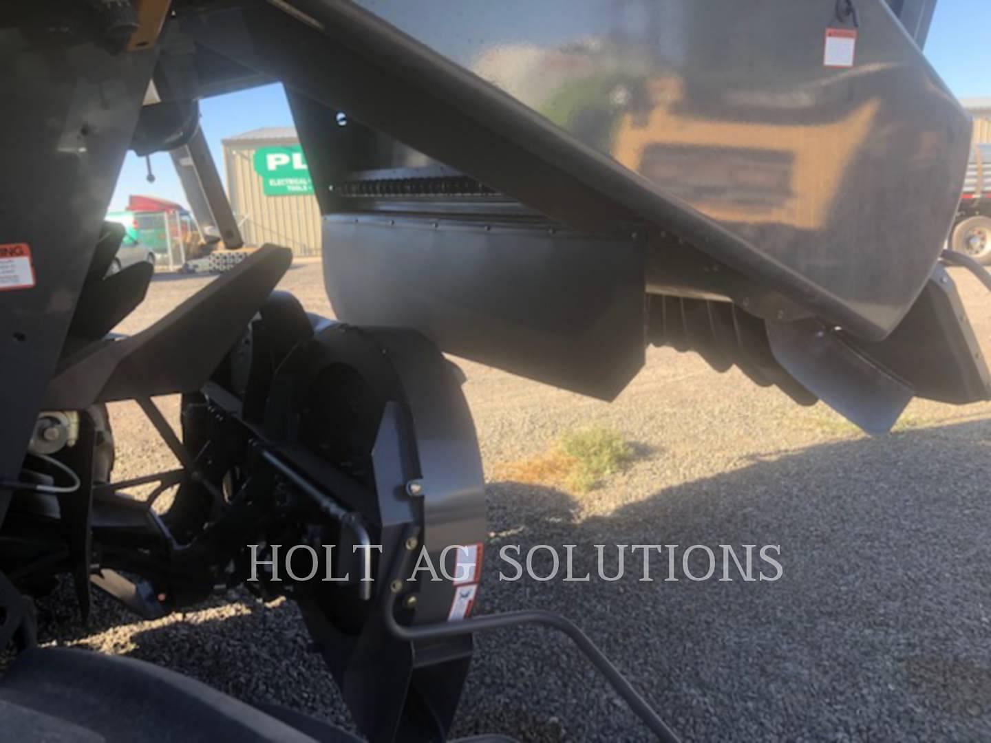 Main image CLAAS Lexion 670 6