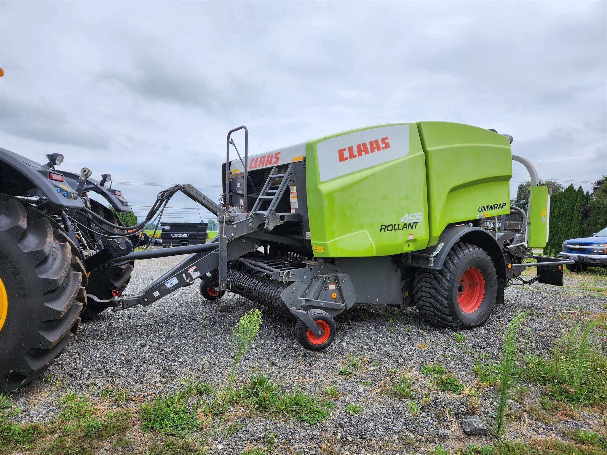 2014 CLAAS Rollant 455 Equipment Image0