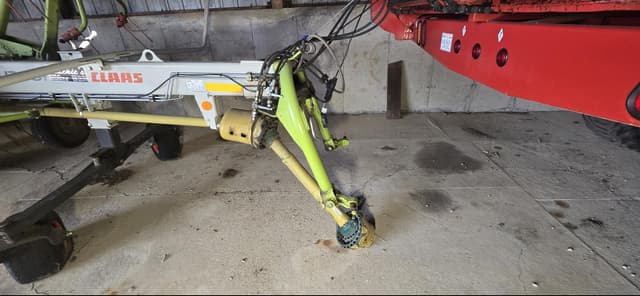 Image of CLAAS Volto 1300T equipment image 1